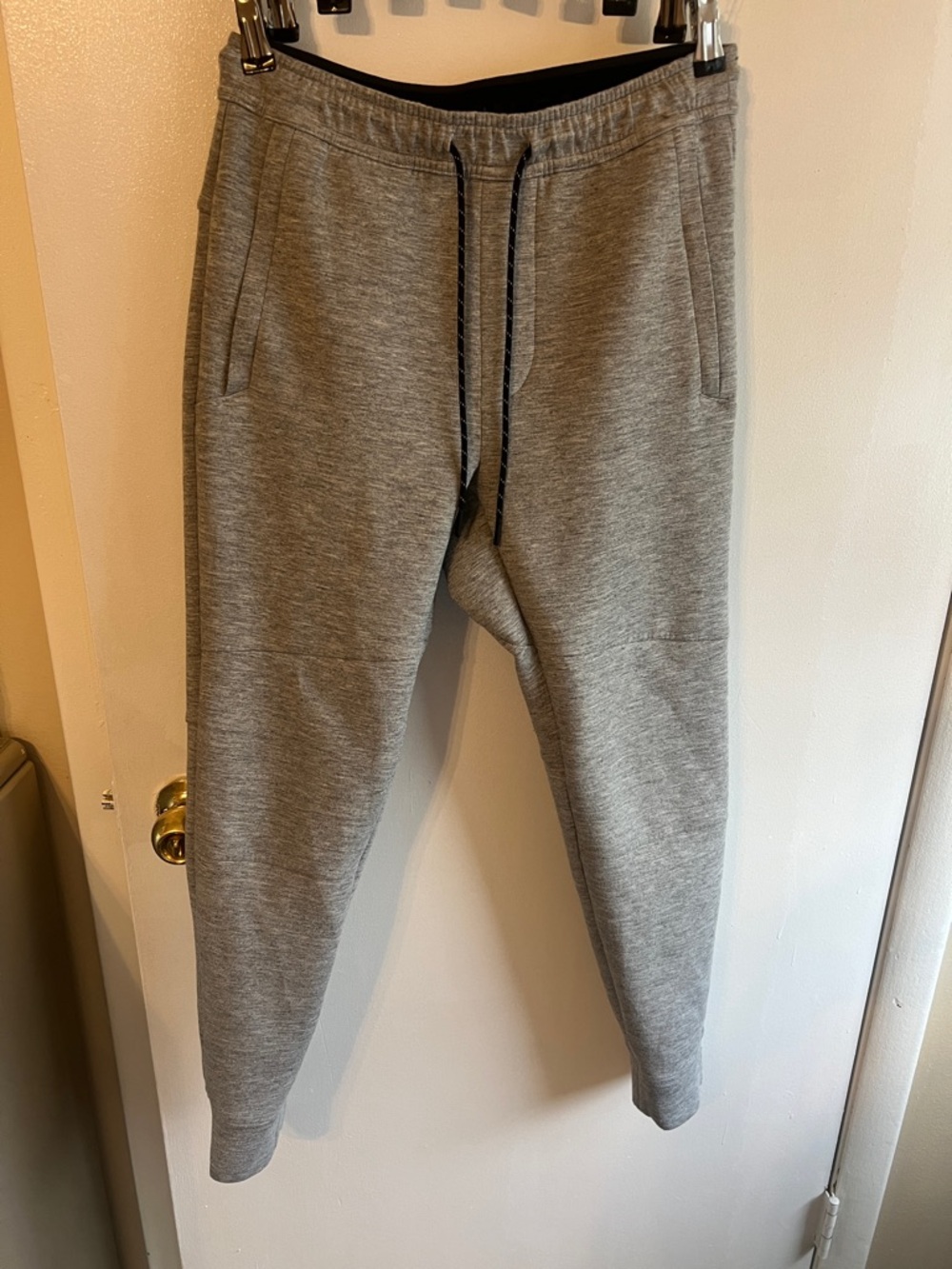 American Eagle Outfitters Heather Gray Jogger Pants